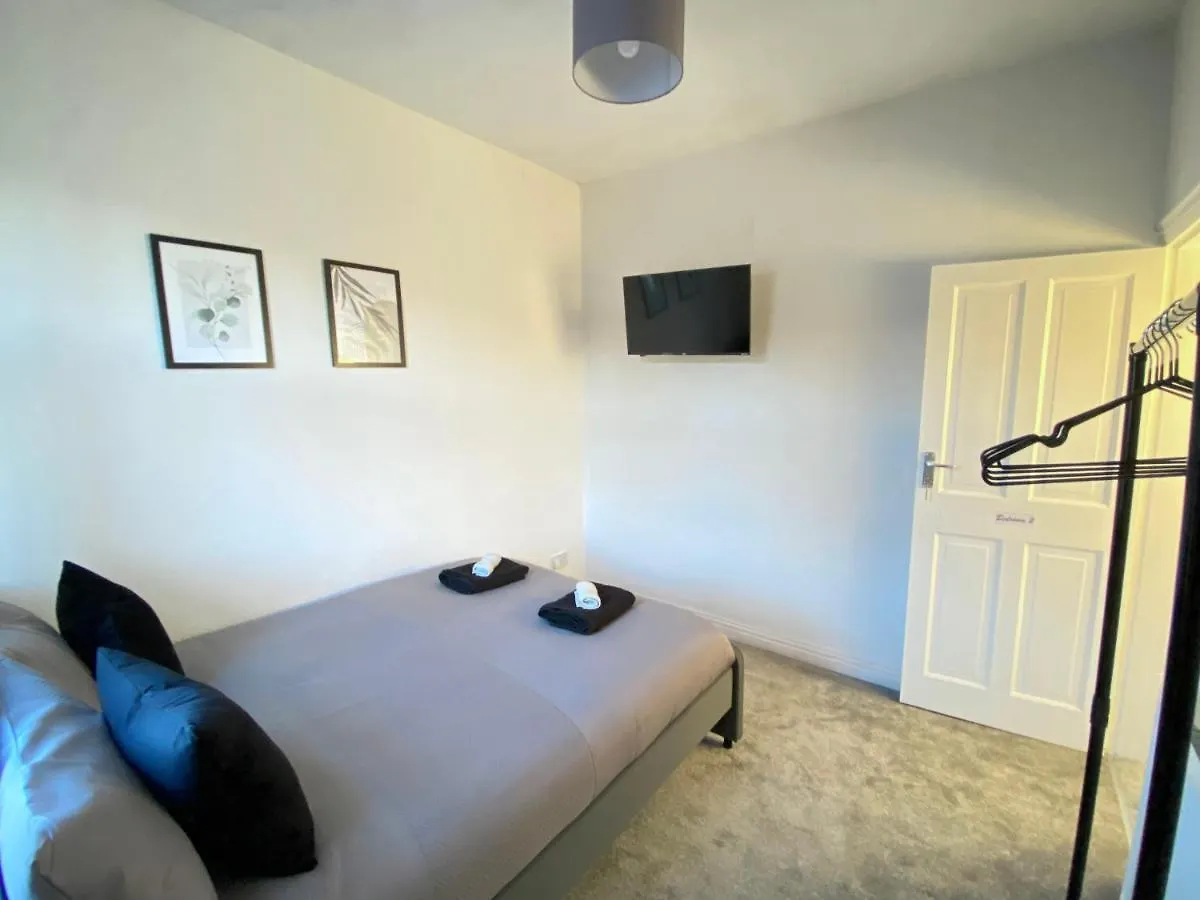 Kisobi Home Bedroom 2 Kingston upon Hull Séjour chez l'habitant